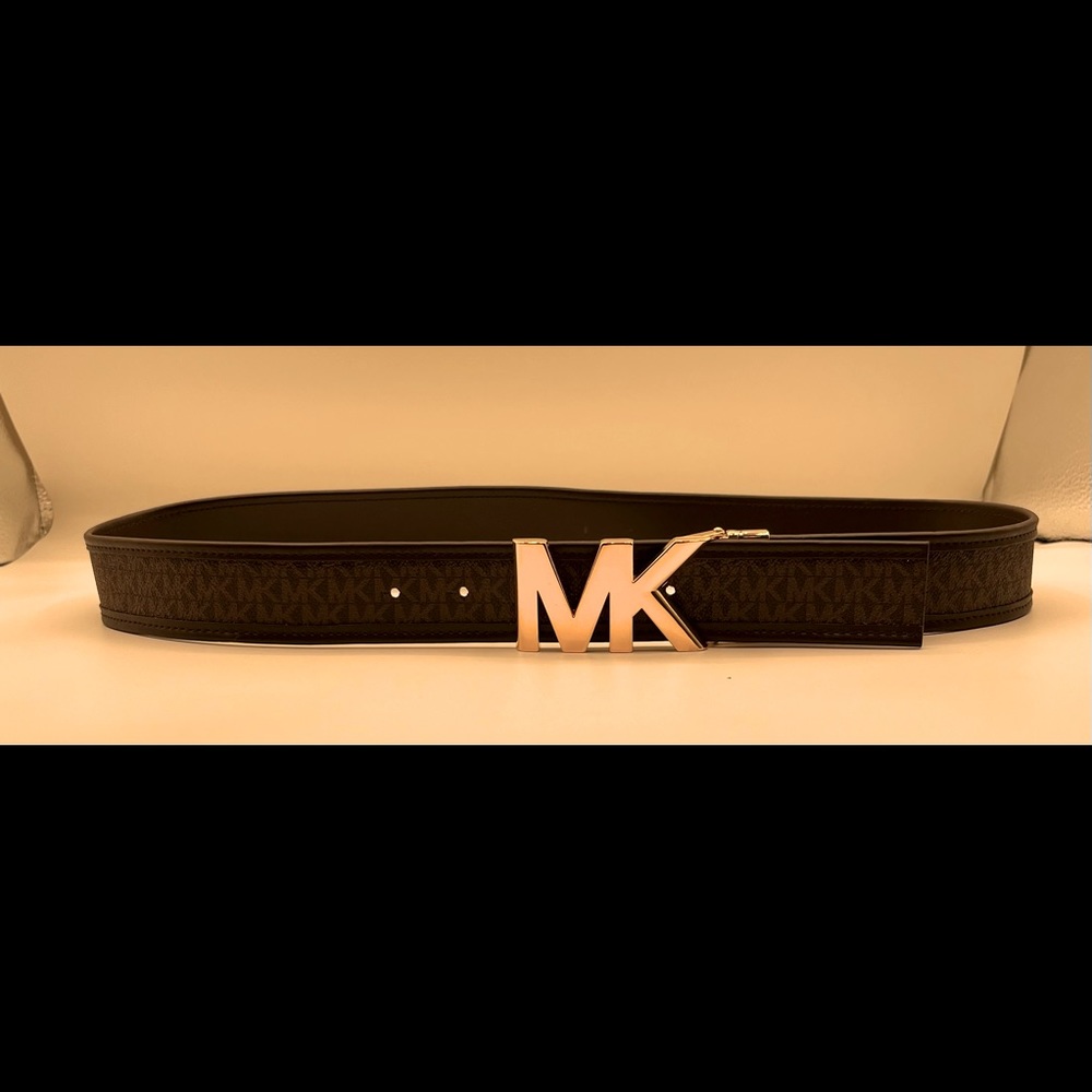 Michael Kors Reversible Belt